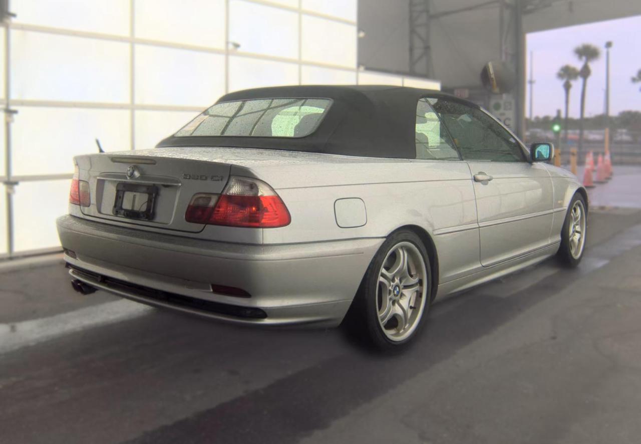 BMW 3 Series  2002