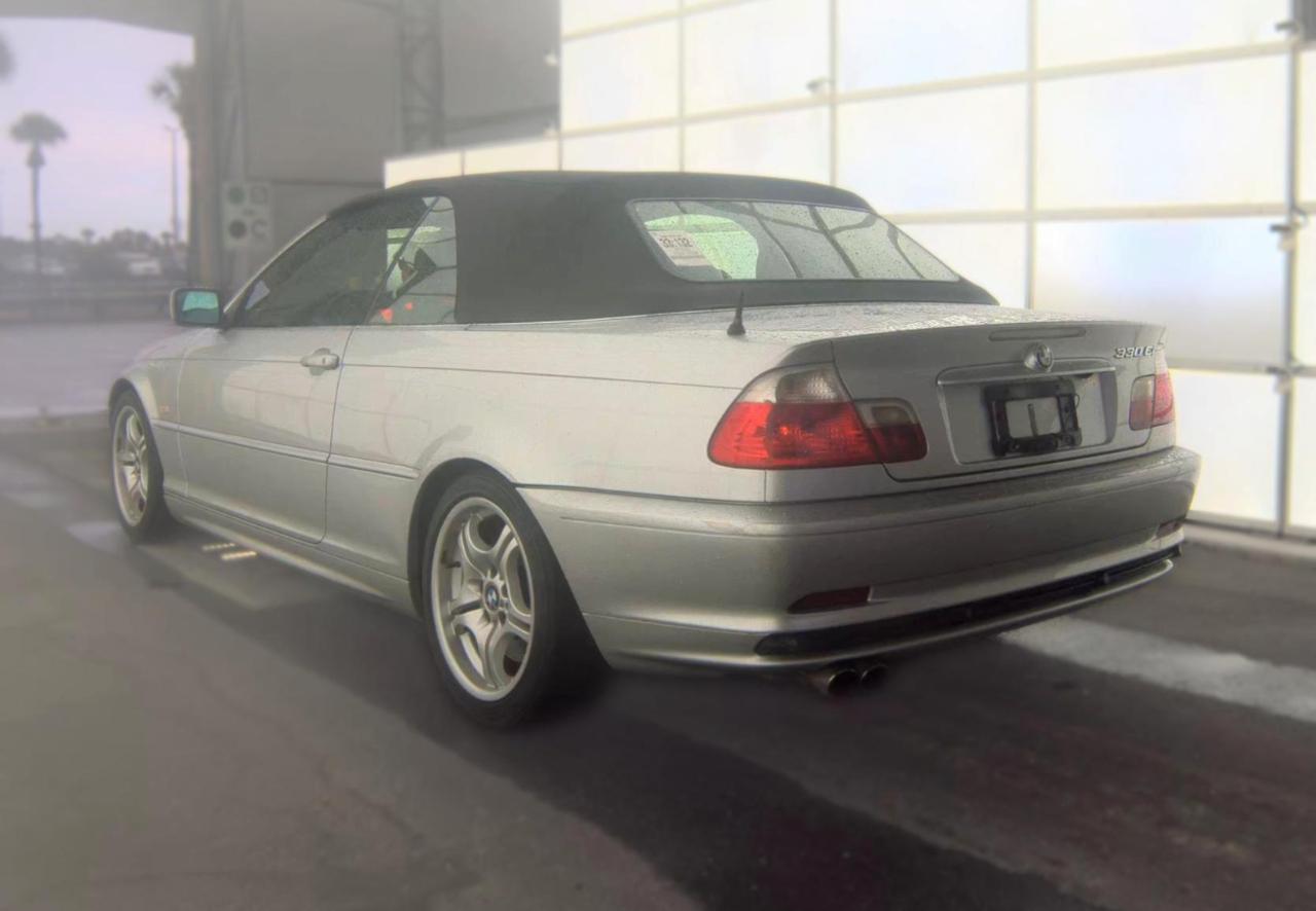 BMW 3 Series  2002