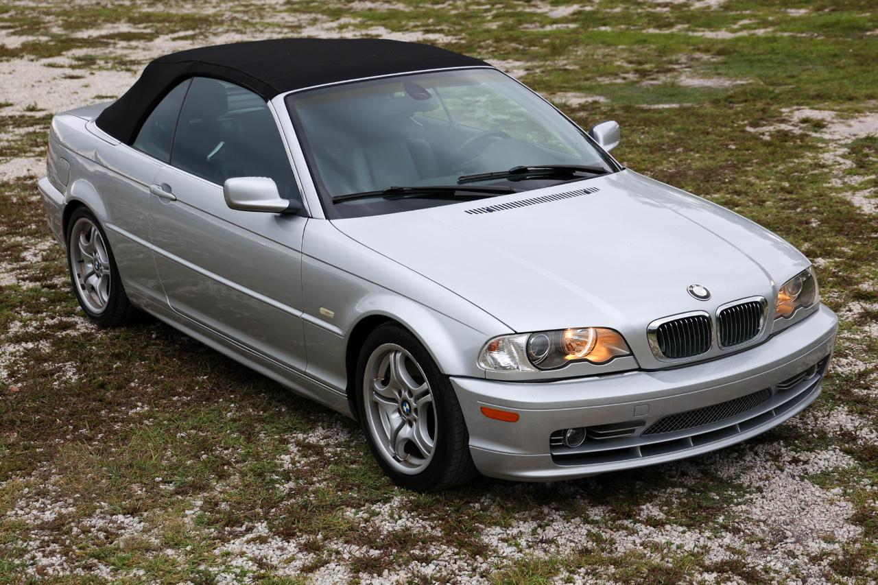 BMW 3 Series  2002