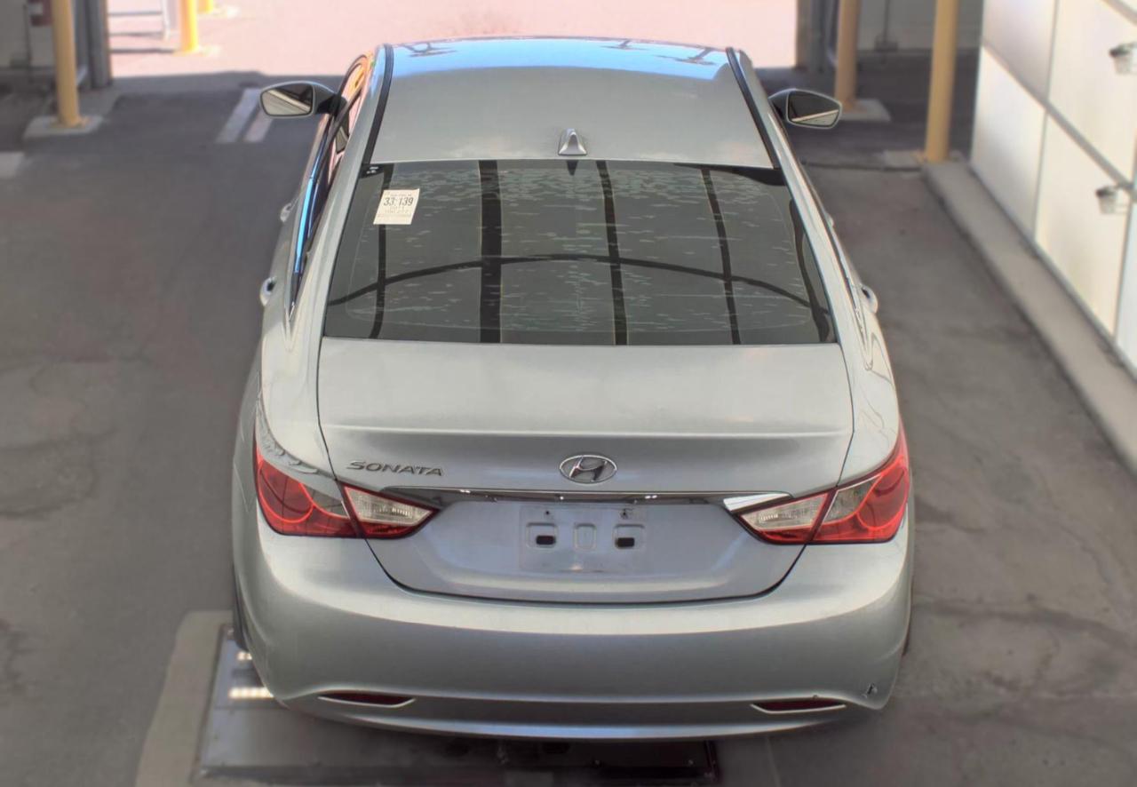 Hyundai Sonata  2011