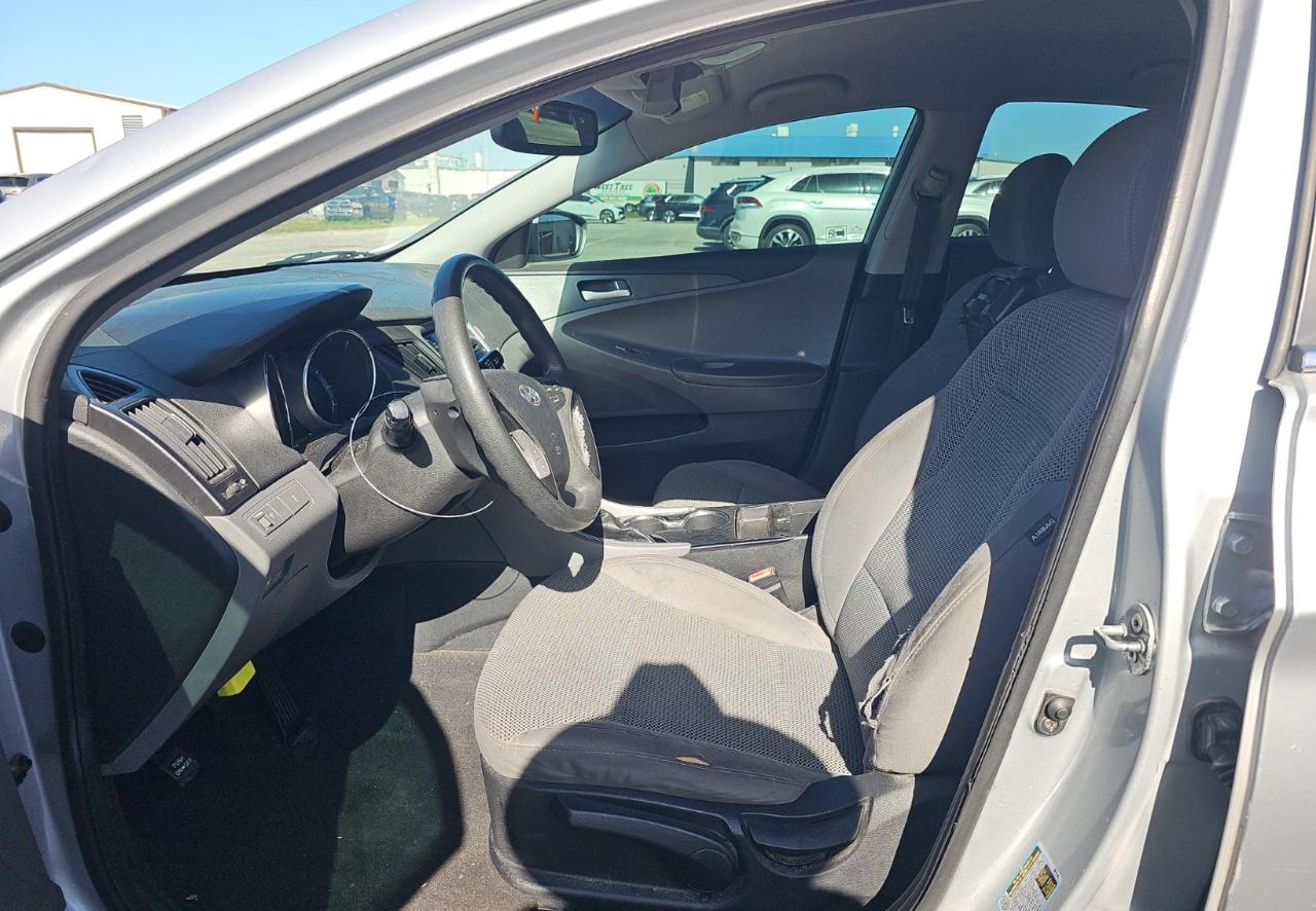 Hyundai Sonata  2011