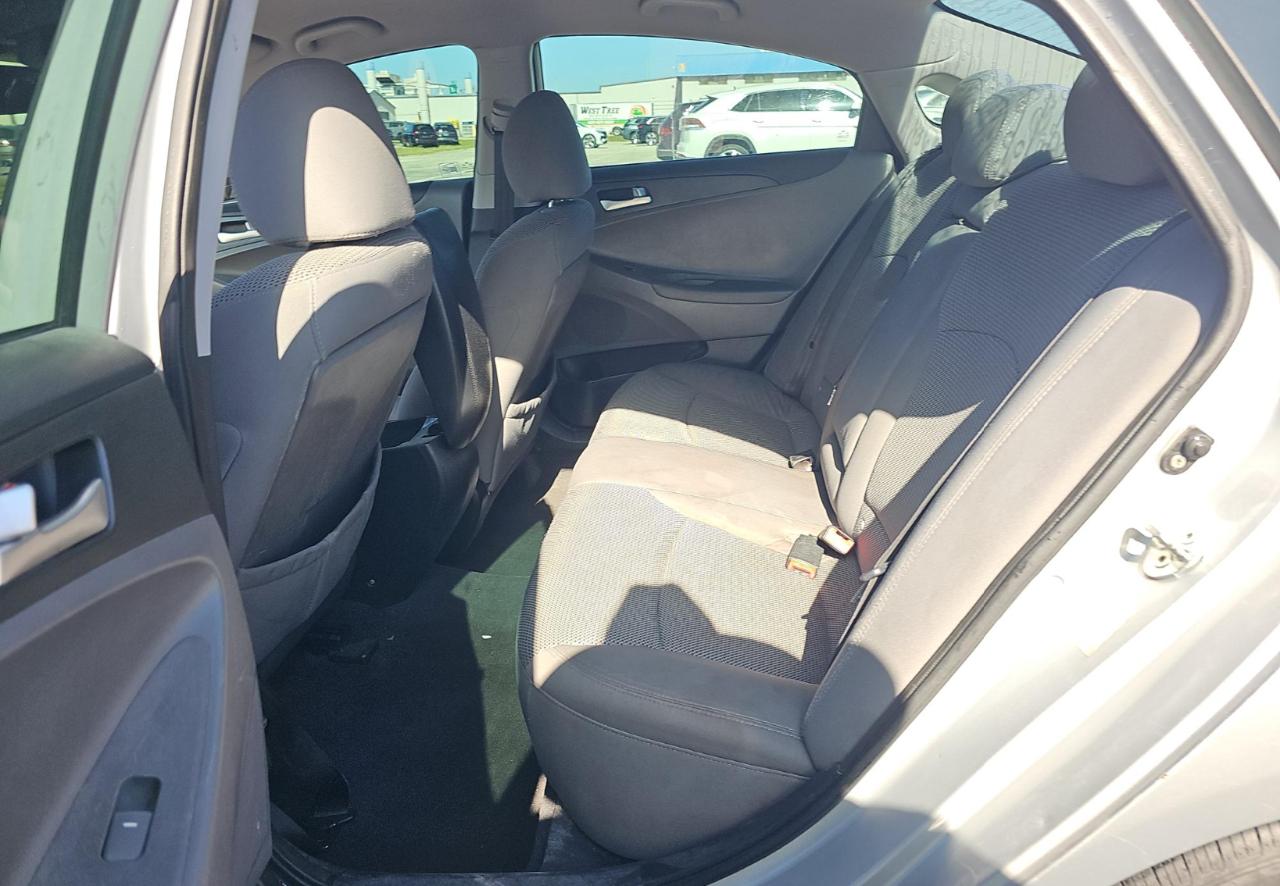 Hyundai Sonata  2011