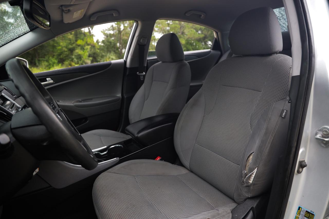 Hyundai Sonata  2011