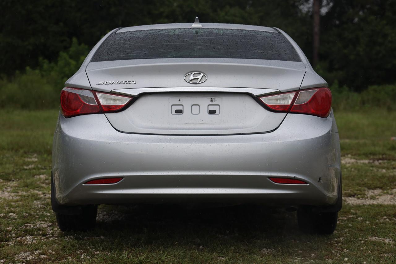 Hyundai Sonata  2011