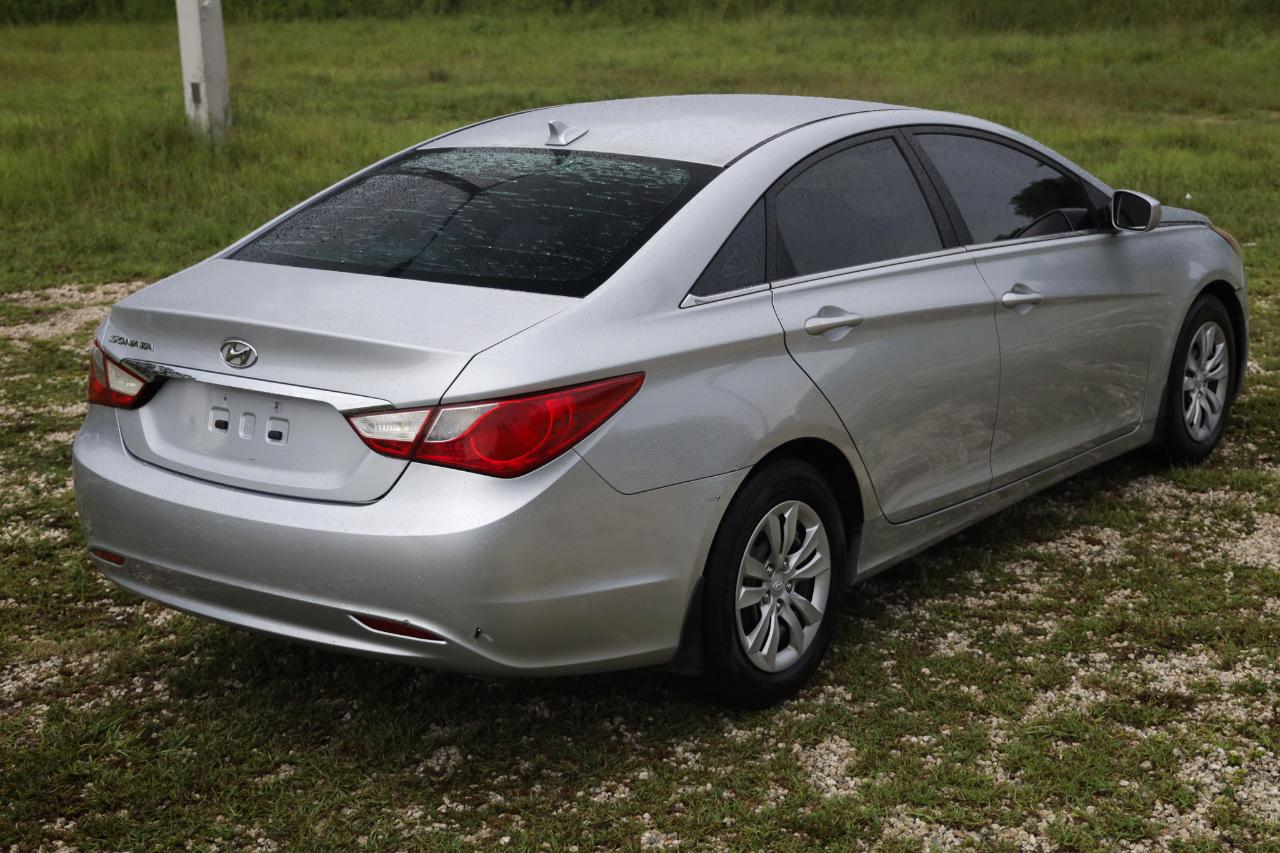 Hyundai Sonata  2011