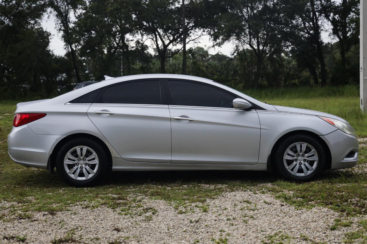Hyundai Sonata  2011