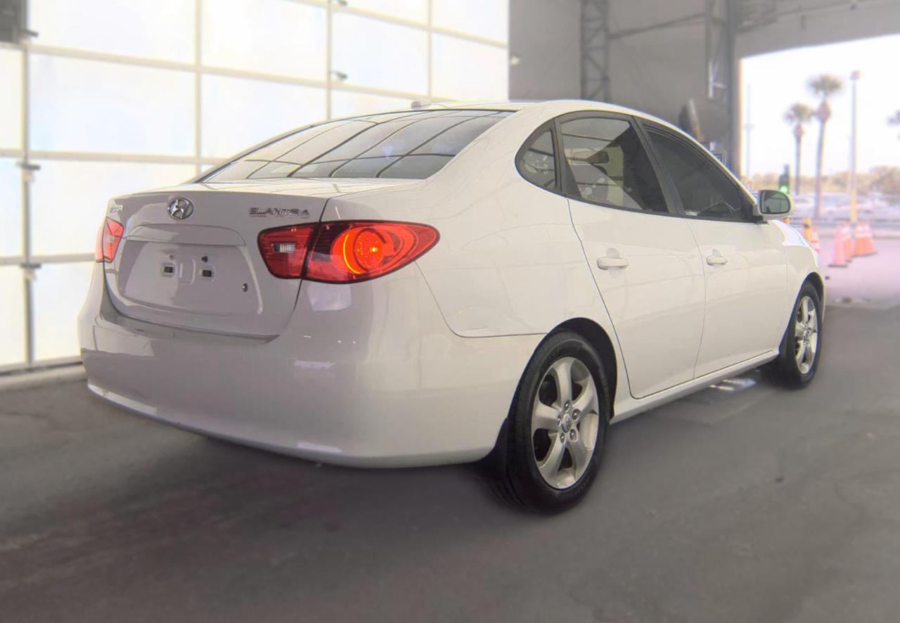 Hyundai Elantra  2007