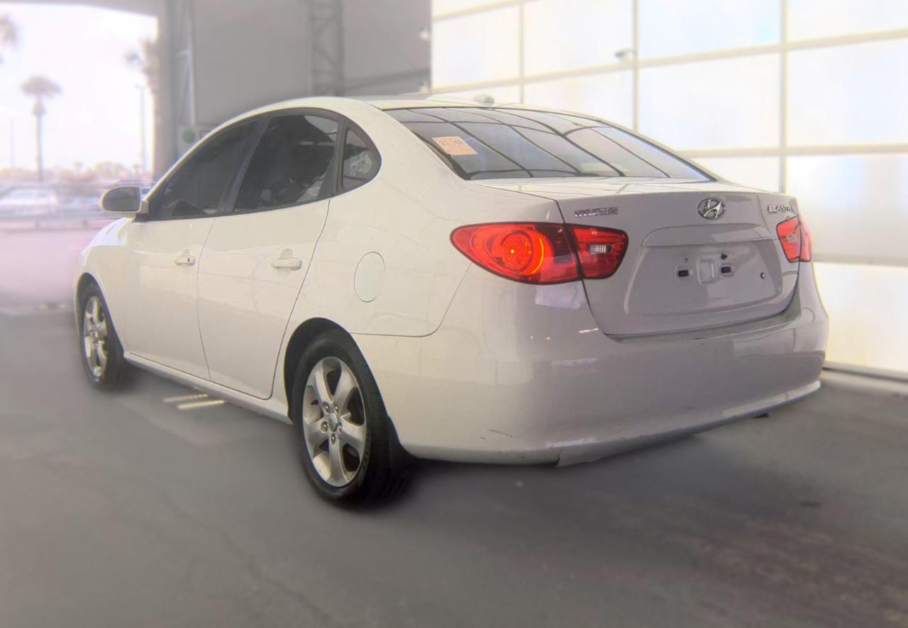 Hyundai Elantra  2007