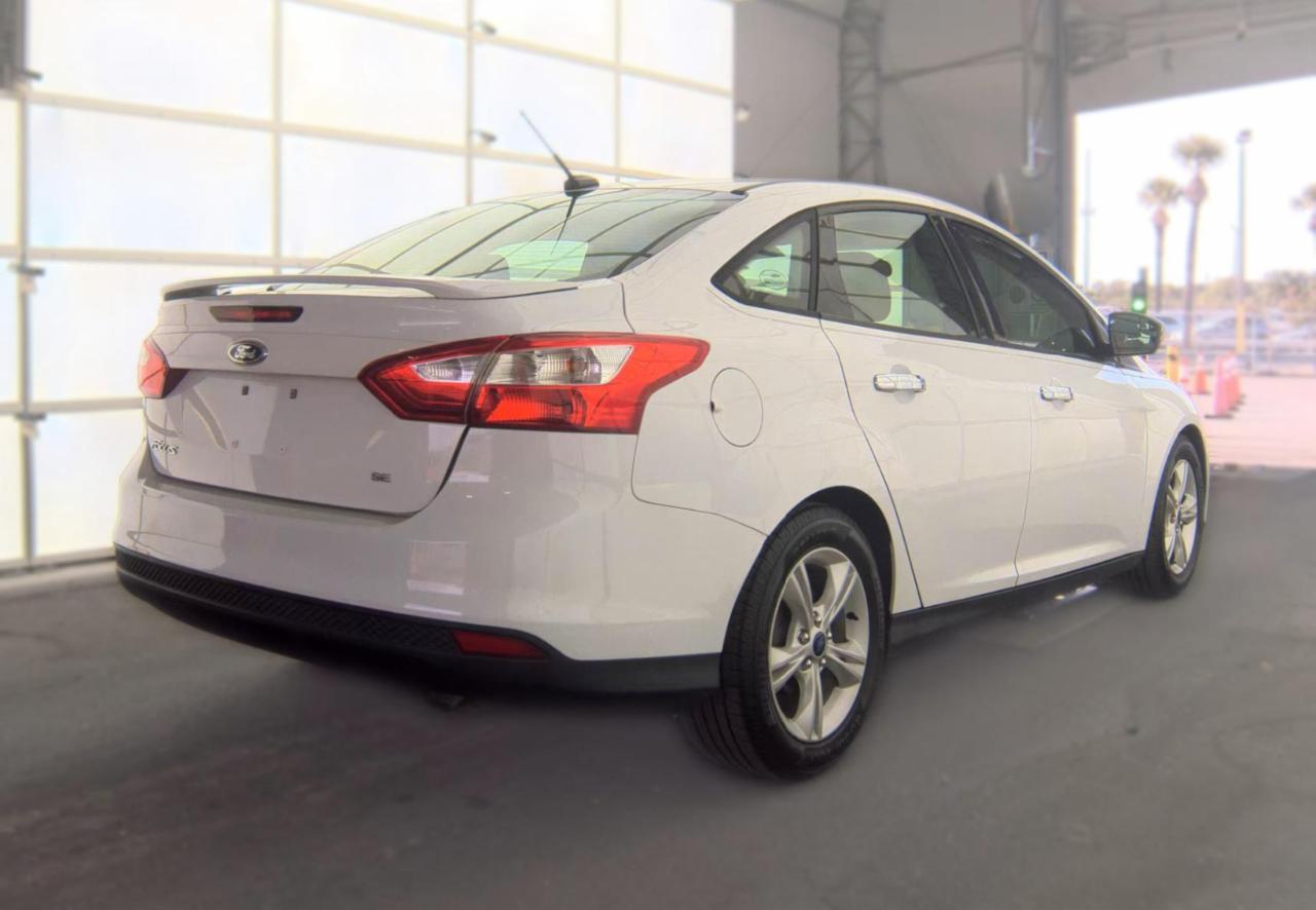 Ford Focus  2014