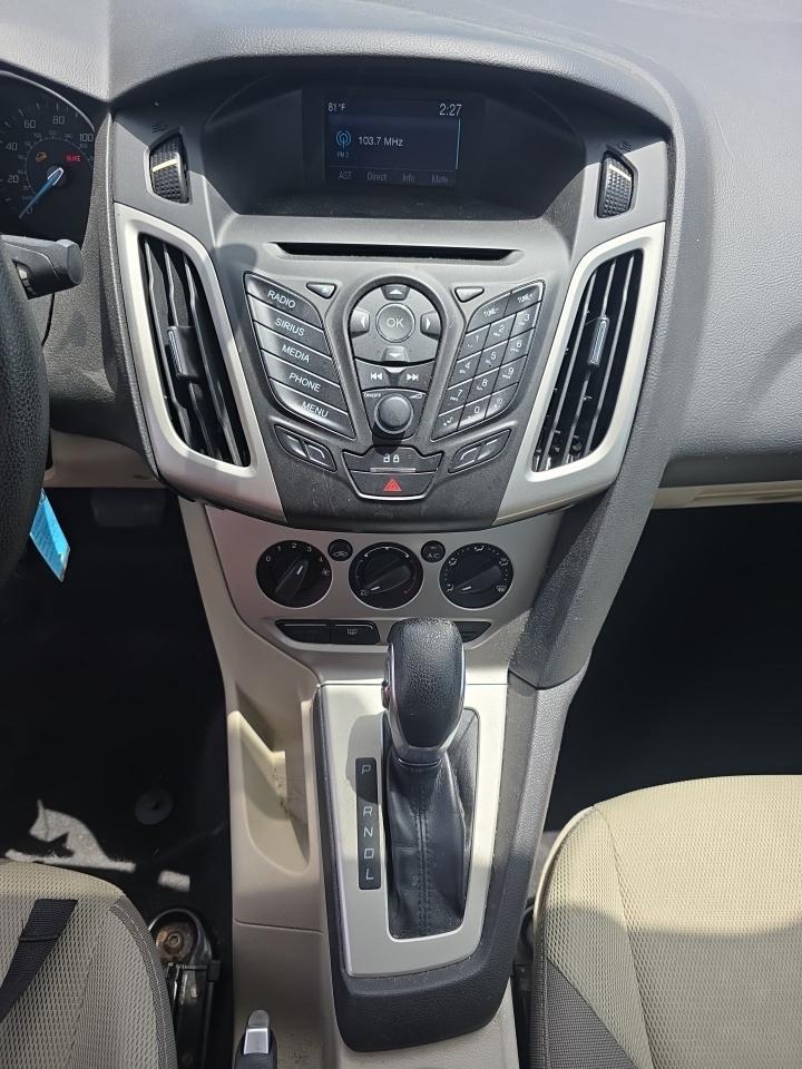 Ford Focus  2014