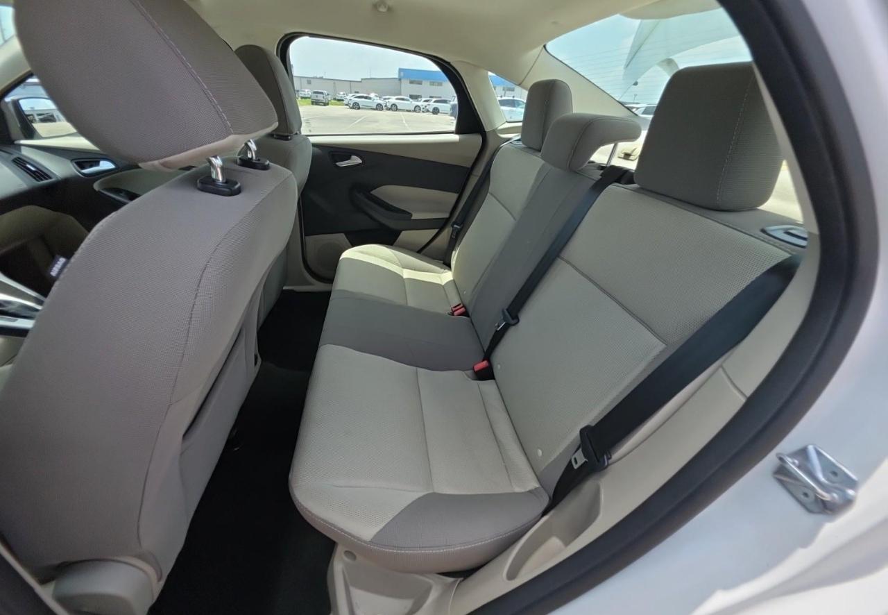 Ford Focus  2014