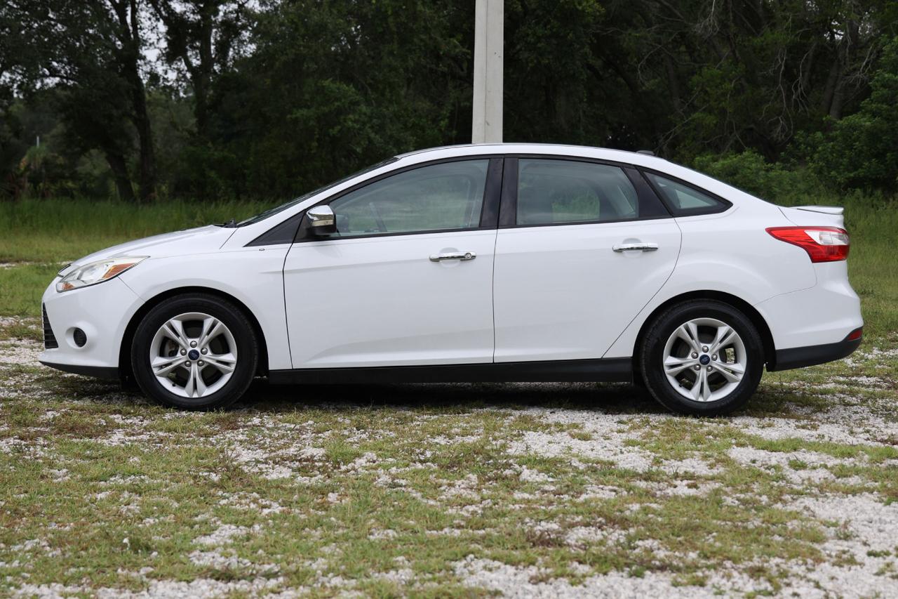 Ford Focus  2014