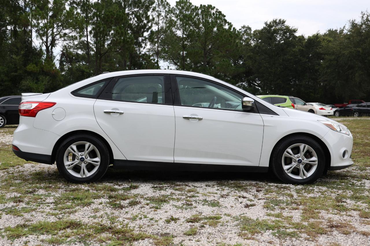 Ford Focus  2014