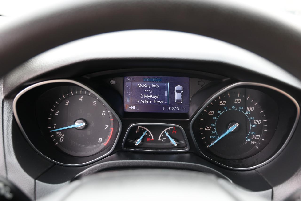 Ford Focus  2014
