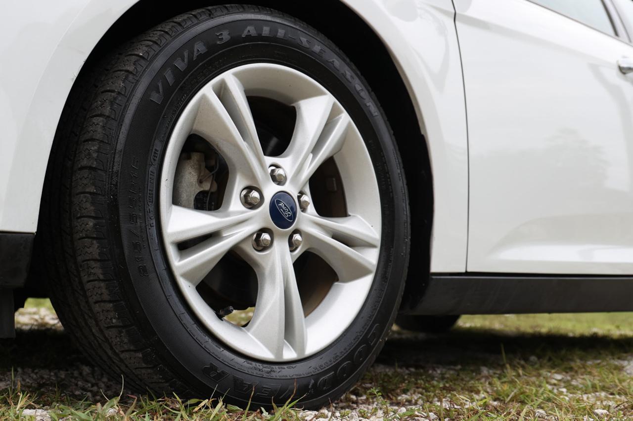 Ford Focus  2014