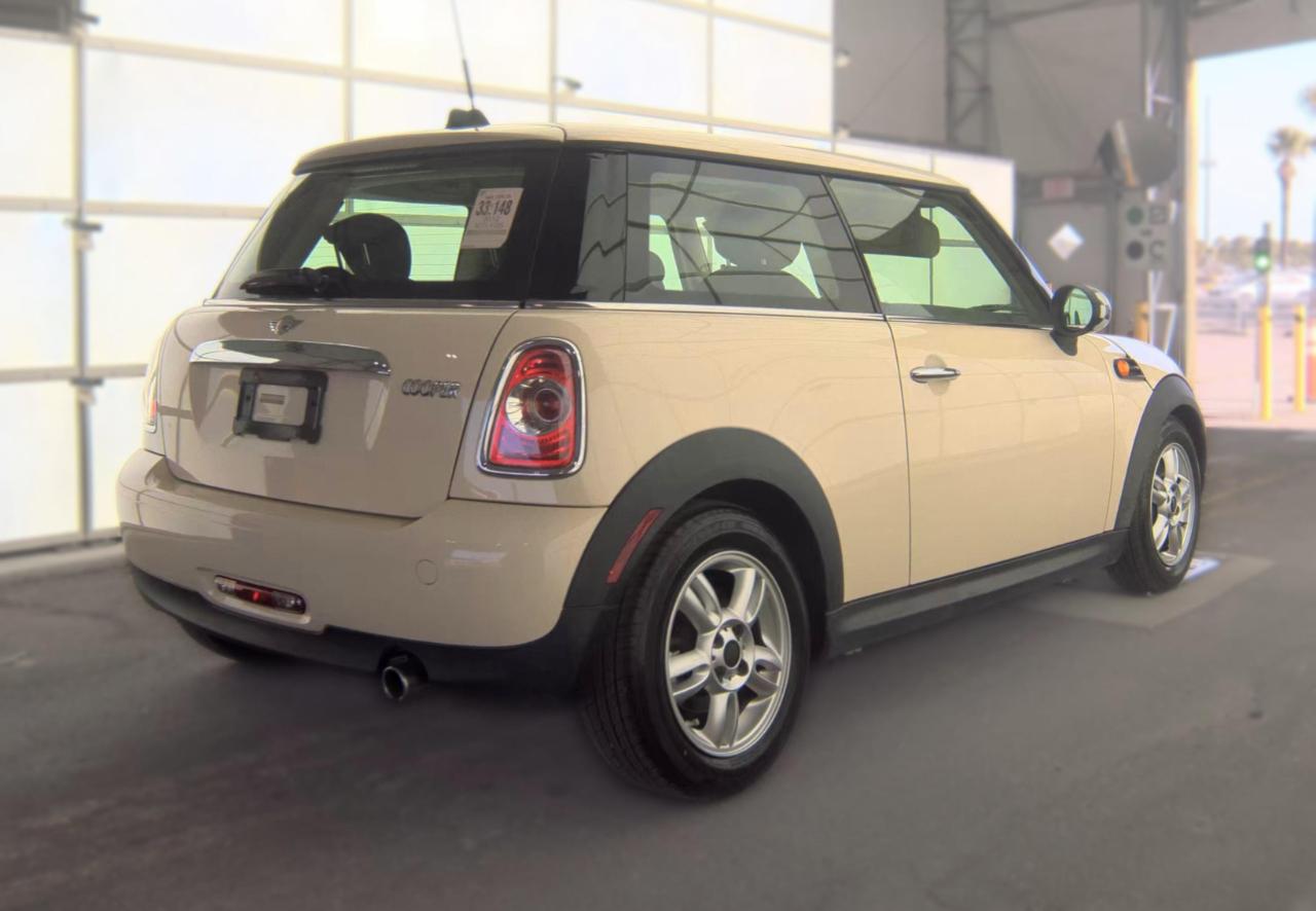 MINI Cooper Hardtop  2012
