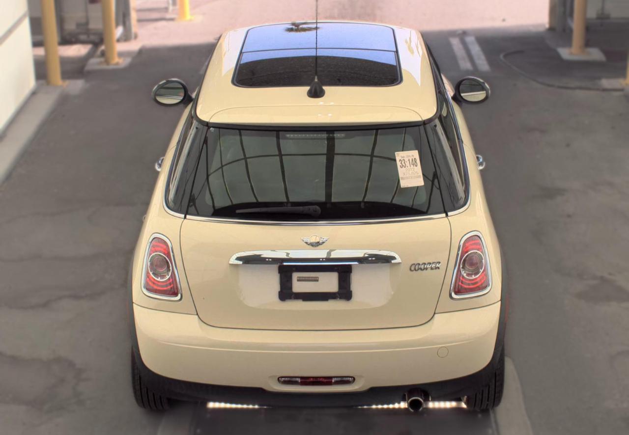 MINI Cooper Hardtop  2012