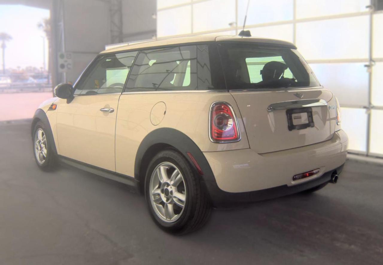 MINI Cooper Hardtop  2012