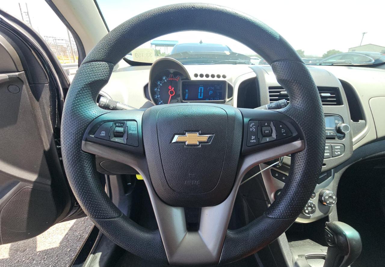Chevrolet Sonic  2014
