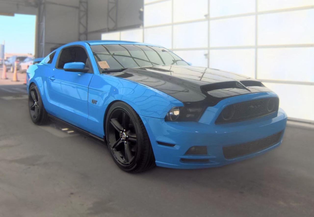 Ford Mustang  2010