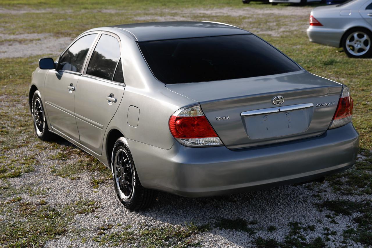 Toyota Camry  2005