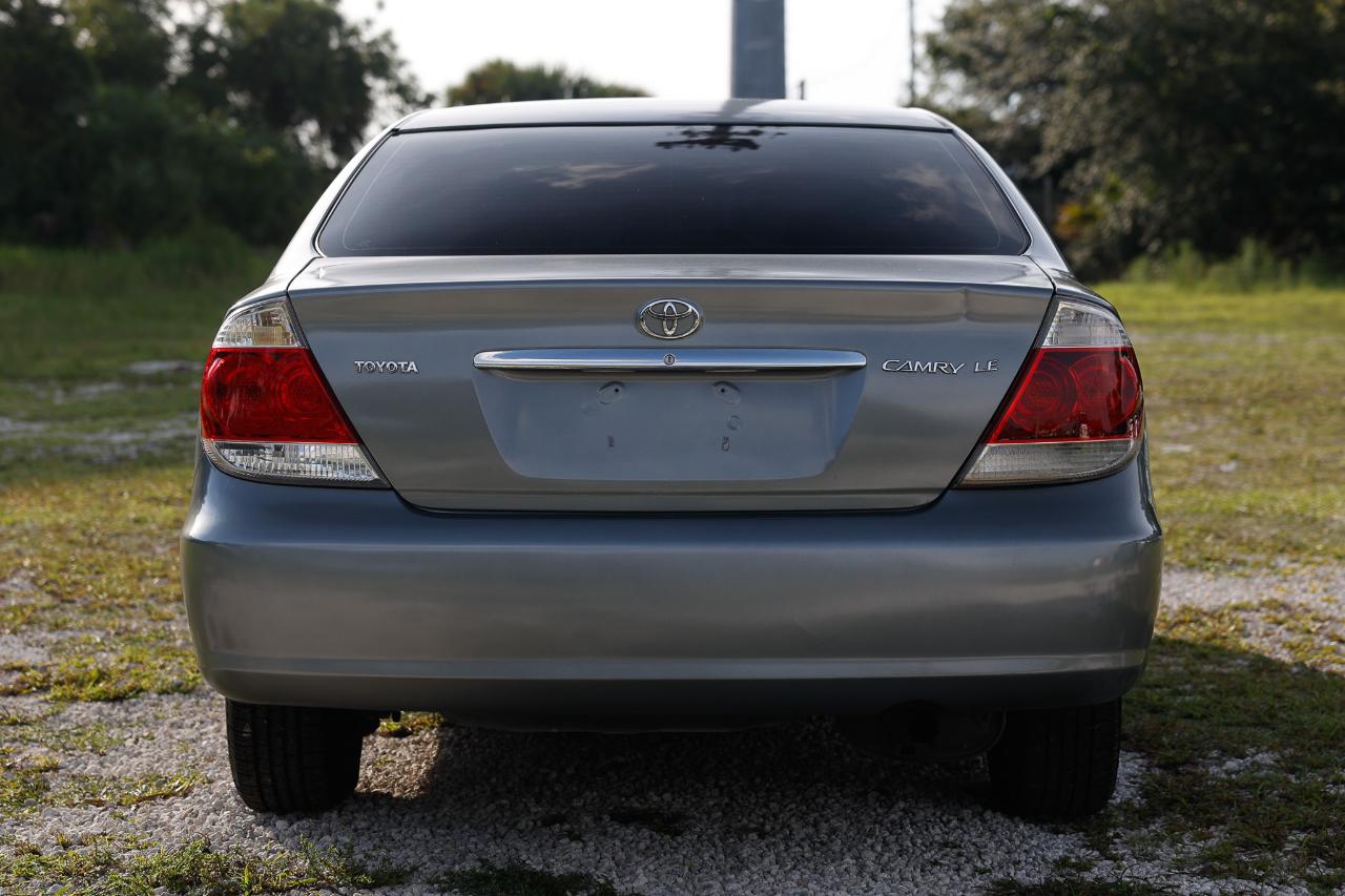 Toyota Camry  2005