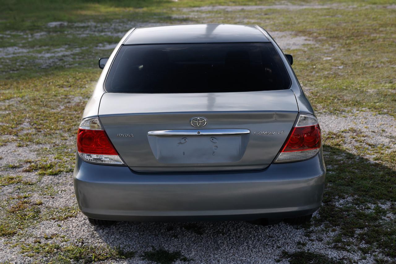 Toyota Camry  2005