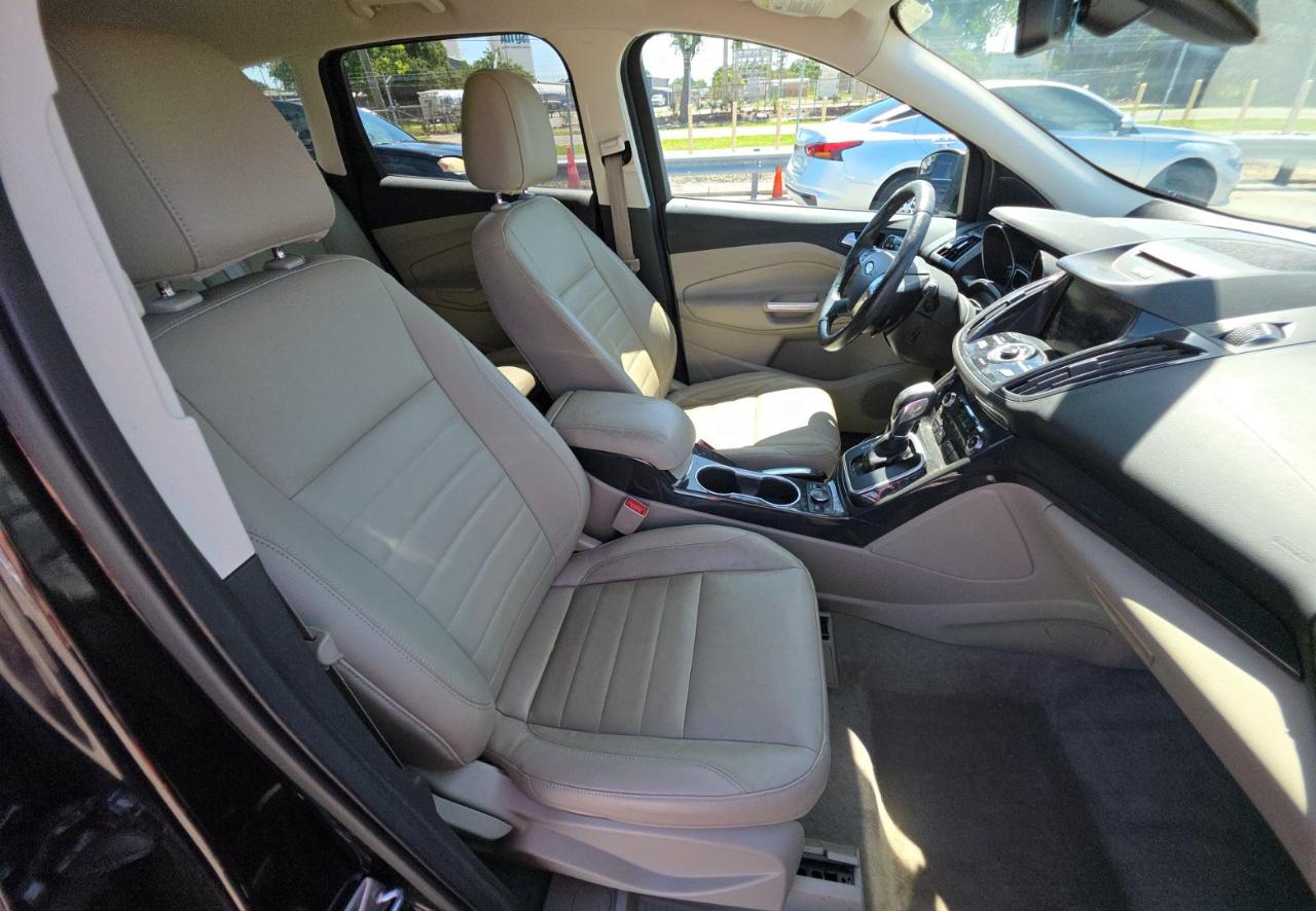Ford Escape  2014