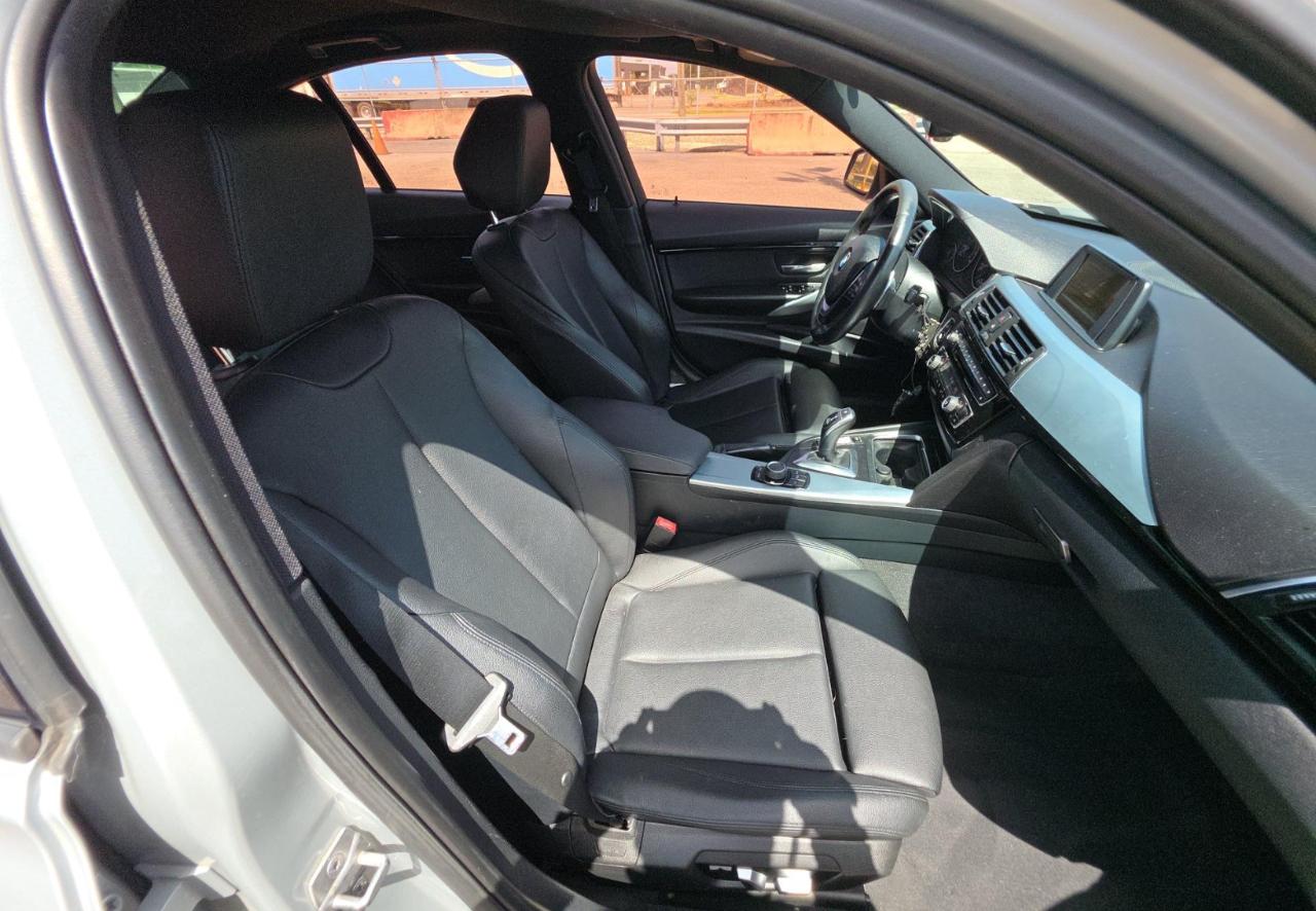 BMW 3 Series  2016