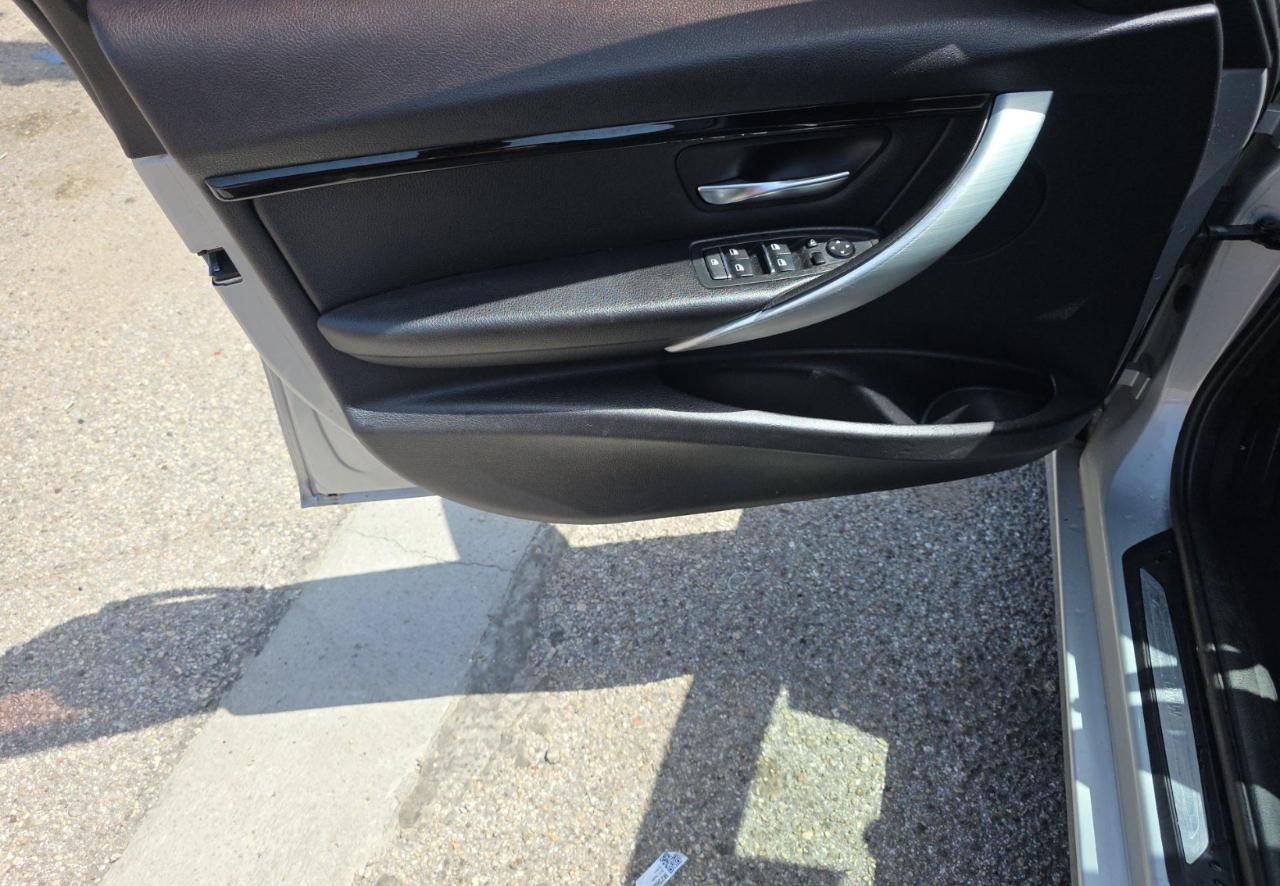 BMW 3 Series  2016