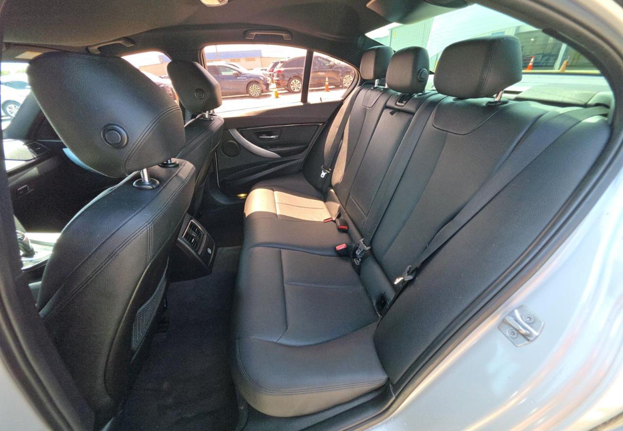 BMW 3 Series  2016