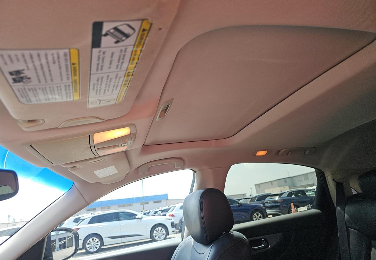 Infiniti FX35  2012