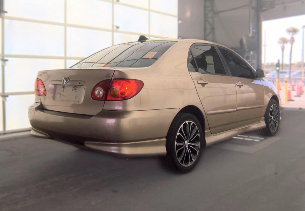 Toyota Corolla  2003