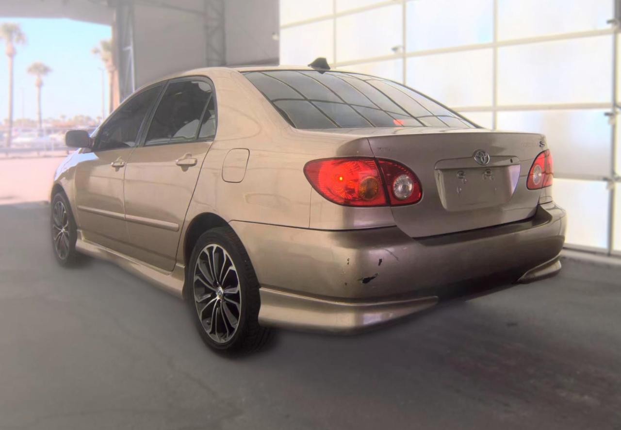 Toyota Corolla  2003