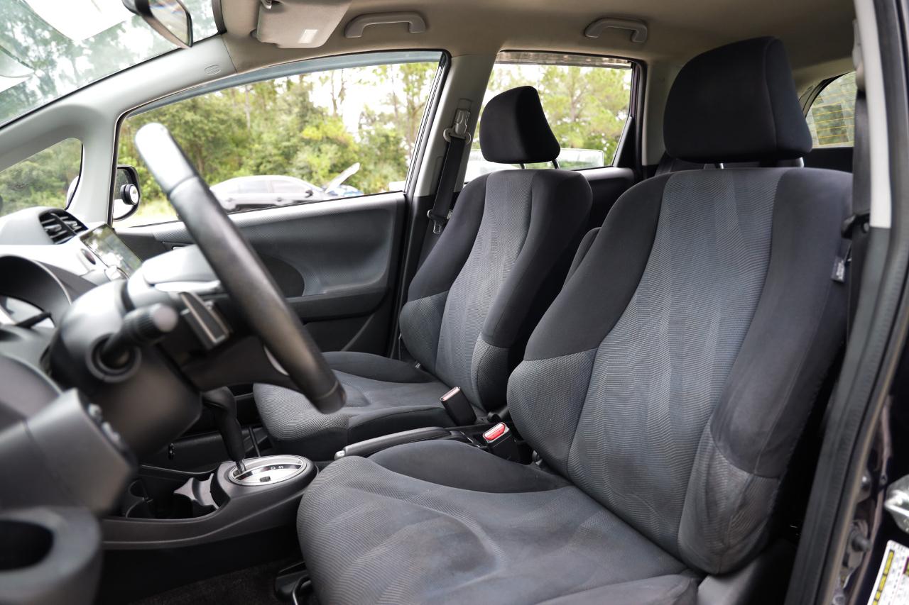 Honda Fit  2010