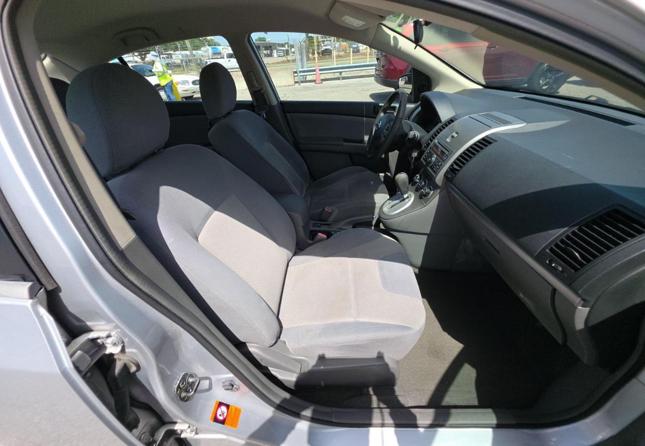 Nissan Sentra  2009