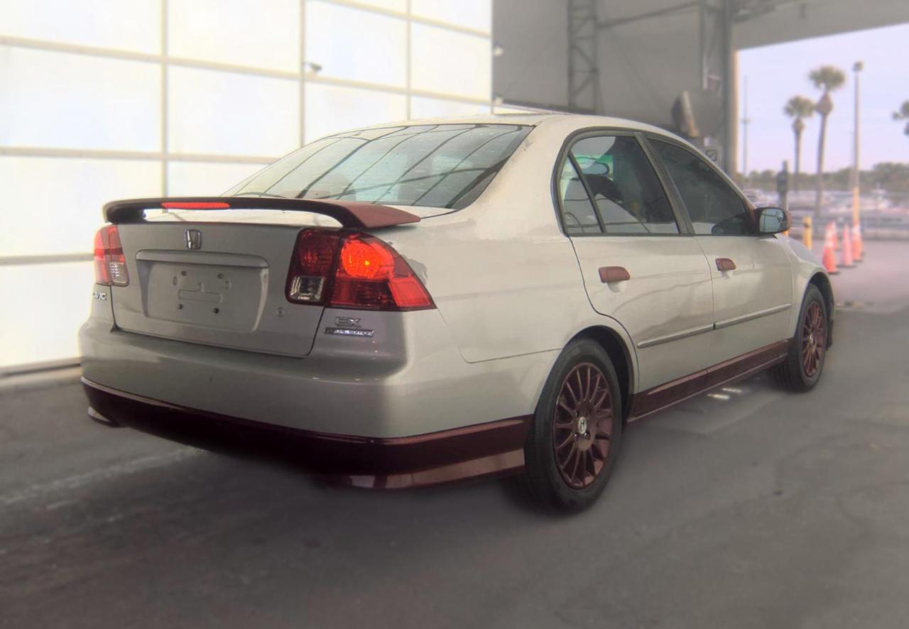 Honda Civic Sdn  2005