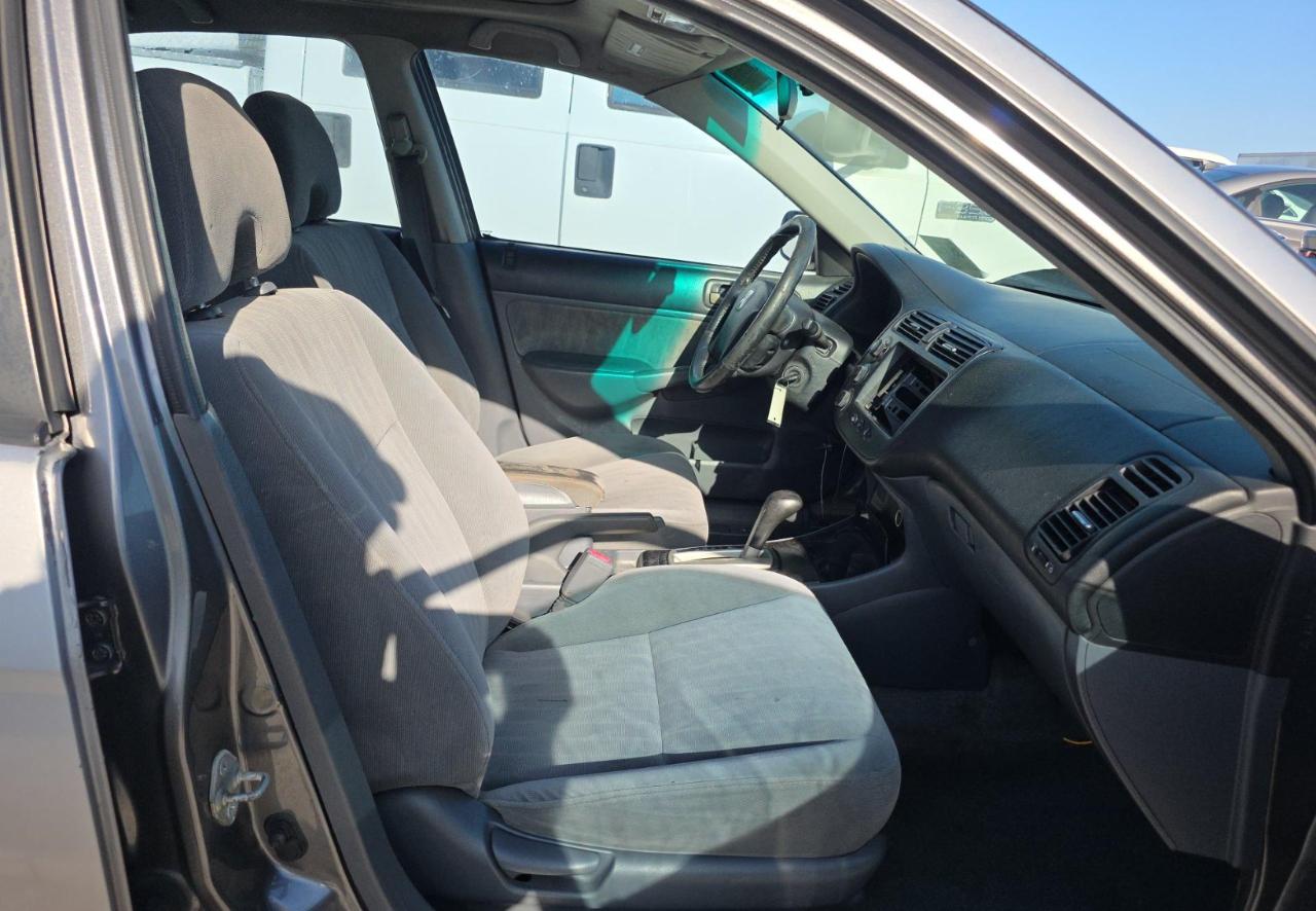 Honda Civic Sdn  2005