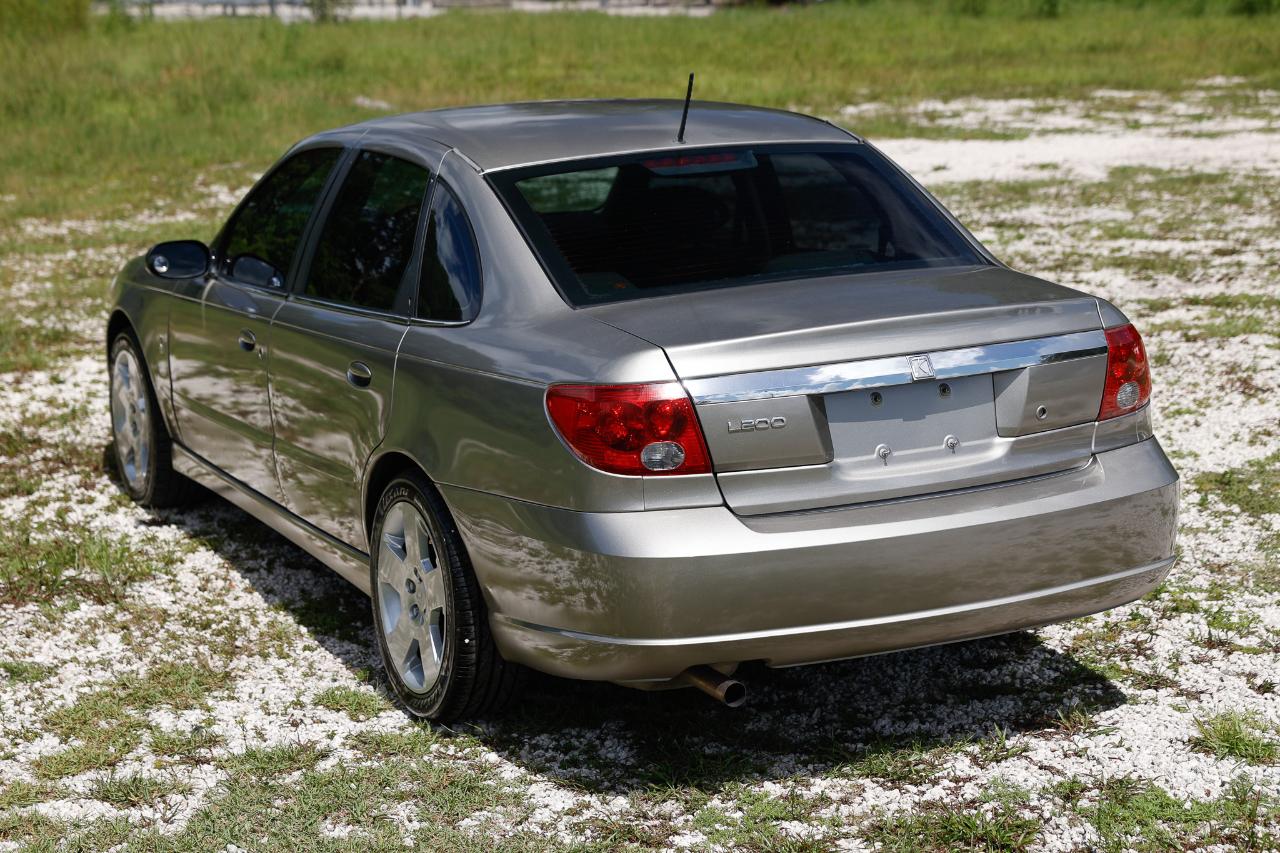 Saturn LS  2003