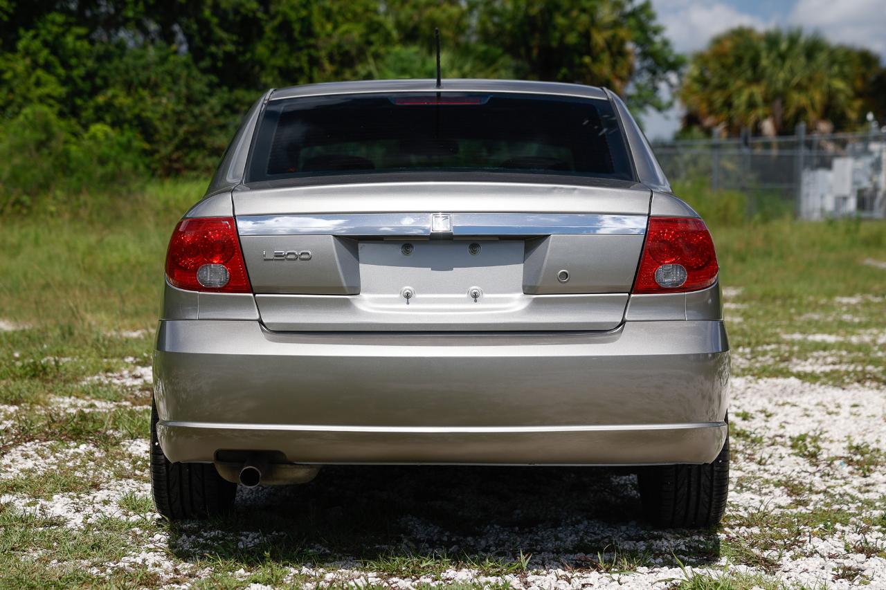 Saturn LS  2003