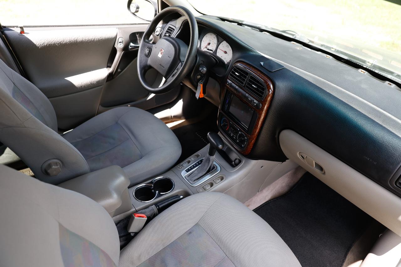 Saturn LS  2003