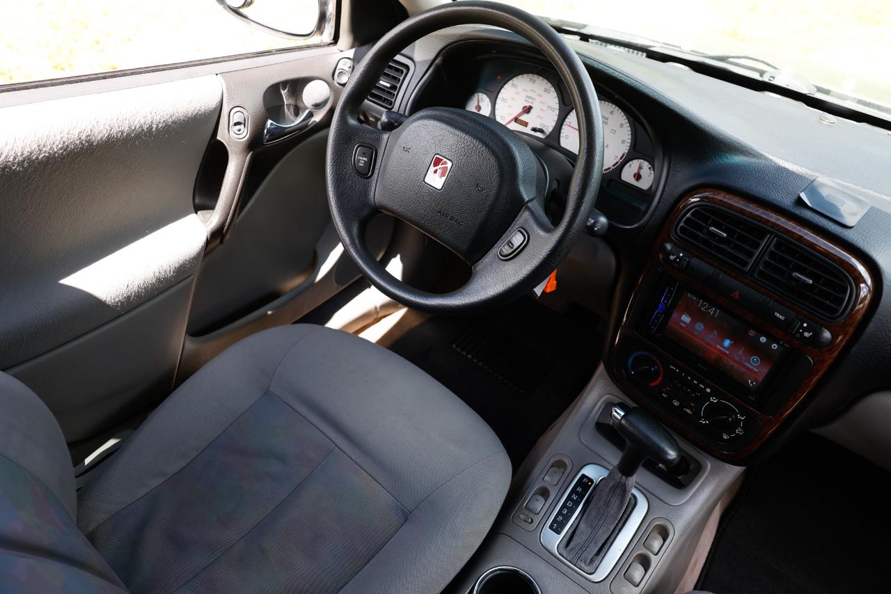Saturn LS  2003