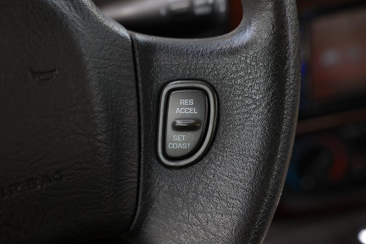 Saturn LS  2003