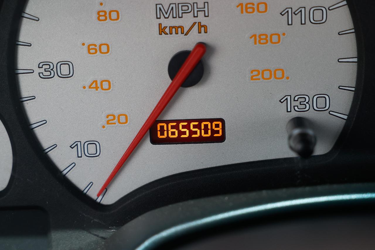 Saturn LS  2003