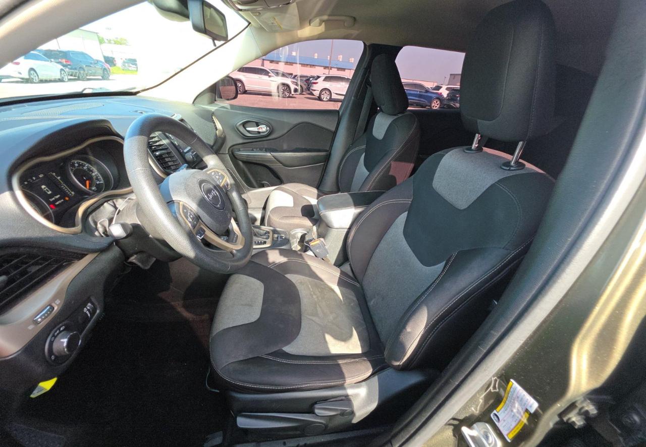 Jeep Cherokee  2015