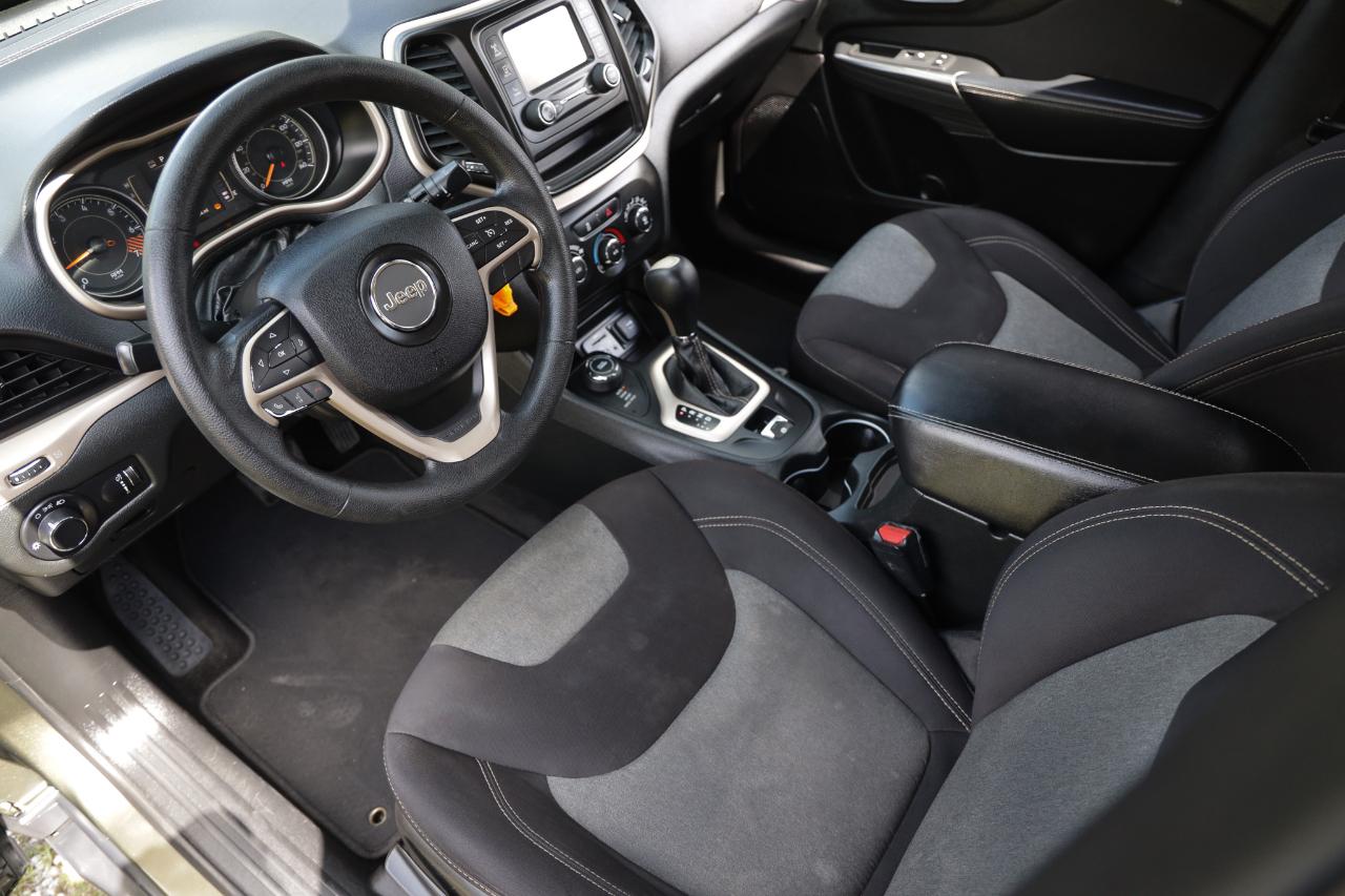 Jeep Cherokee  2015