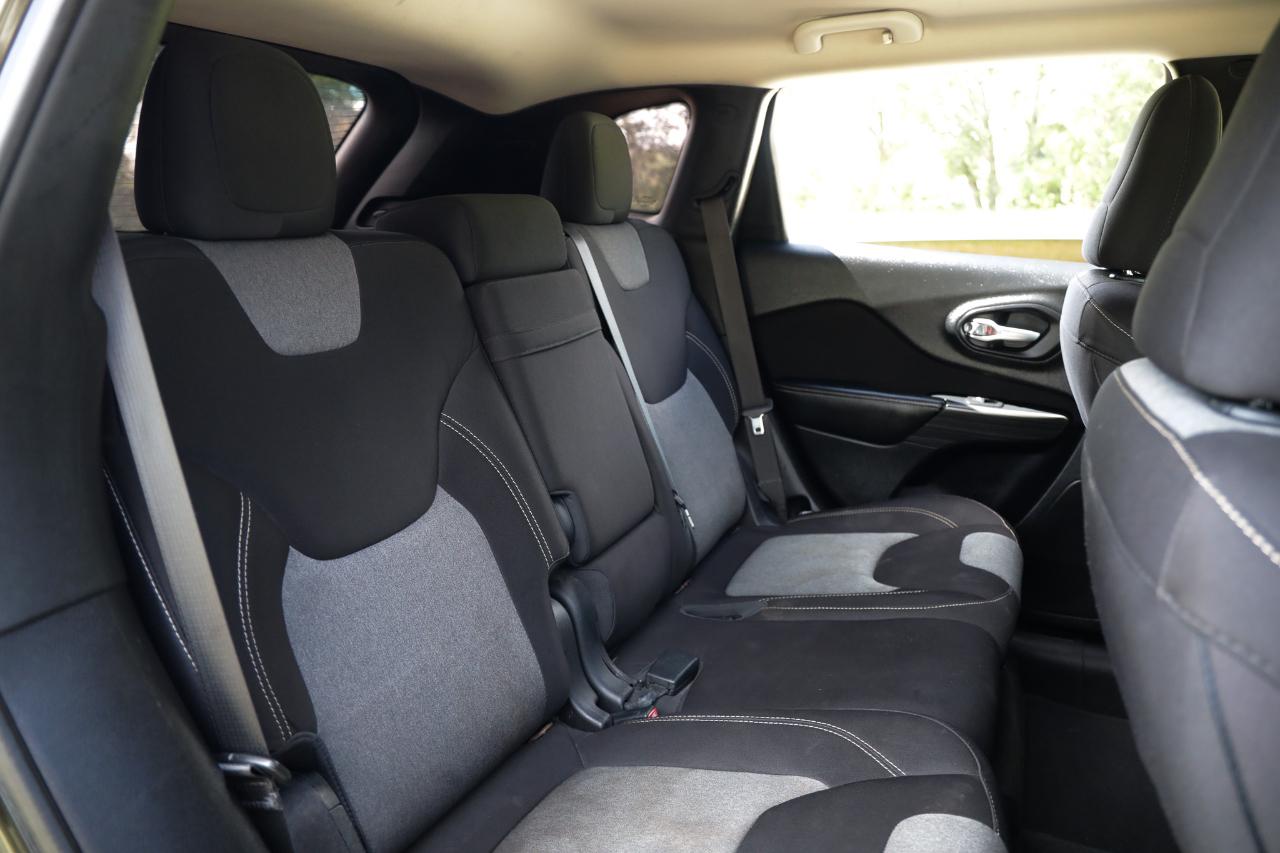 Jeep Cherokee  2015