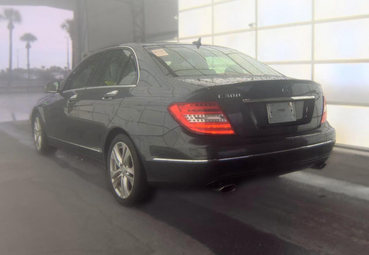 Mercedes-Benz C-Class  2013