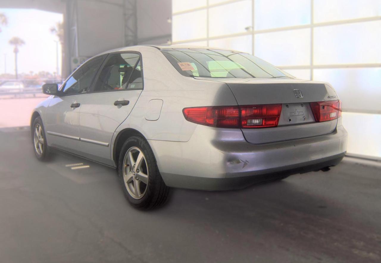 Honda Accord Sdn  2005