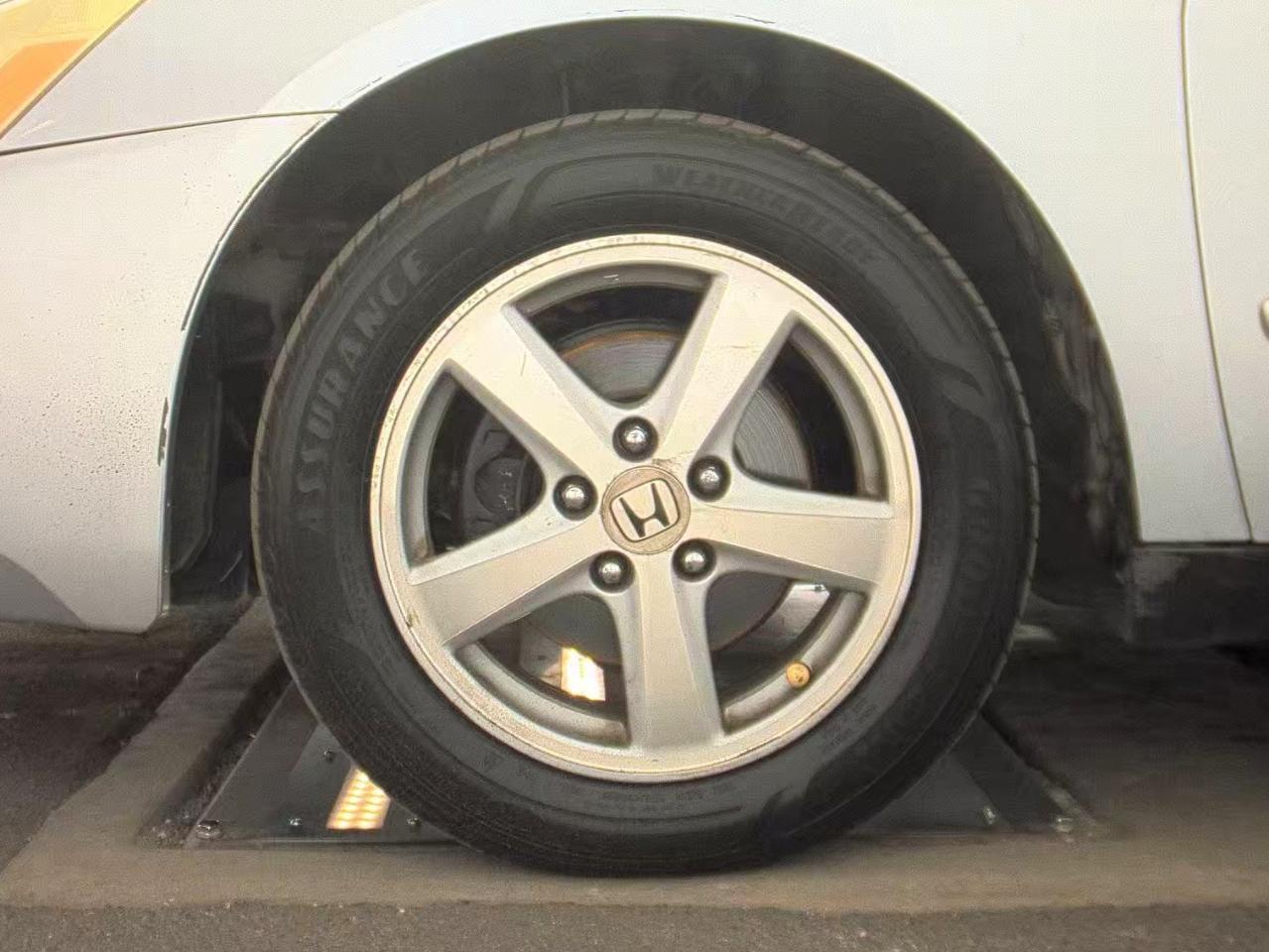 Honda Accord Sdn  2005